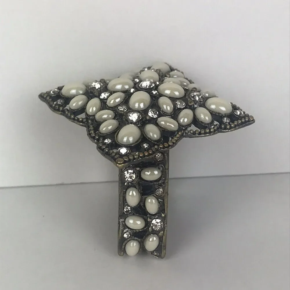 NEW Napkin Rings Deco Style Beaded with Pearls and Crystals Beautiful Set of 4